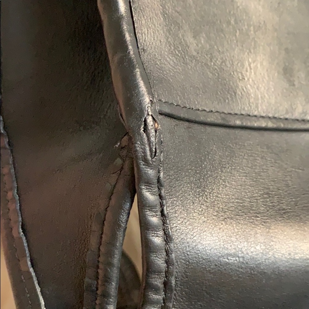 SOLD! Rare Vintage Coach Saddle Crossbody Bag - Picture 15 of 15